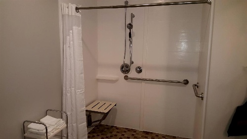 Holiday Inn Express - North Augusta image 4